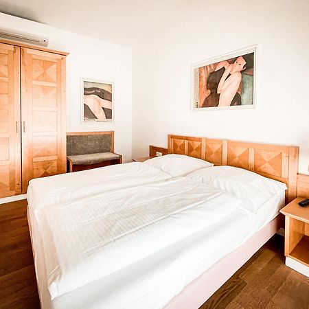 Golfhotel & Restaurant Lindenhof Bad Vilbel Ngoại thất bức ảnh